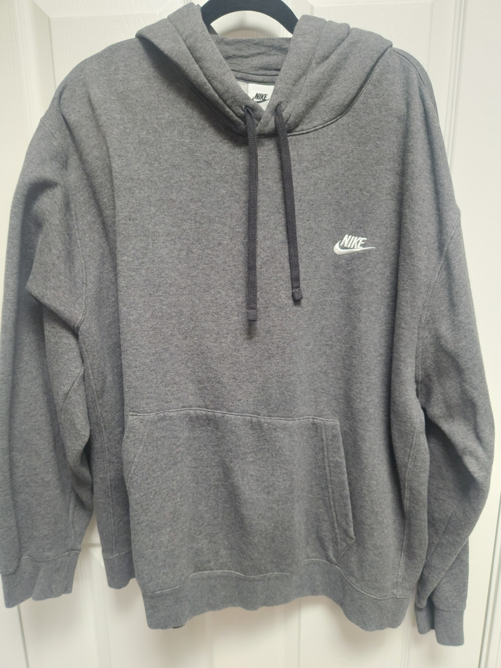 Nike Men's Gray Pullover Hoodie Sweatshirt